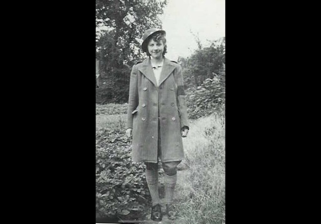 Sylvia Gardiner - land girl